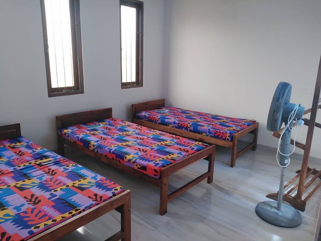 Boarding facilities available for three(3) girls near CINEC campus