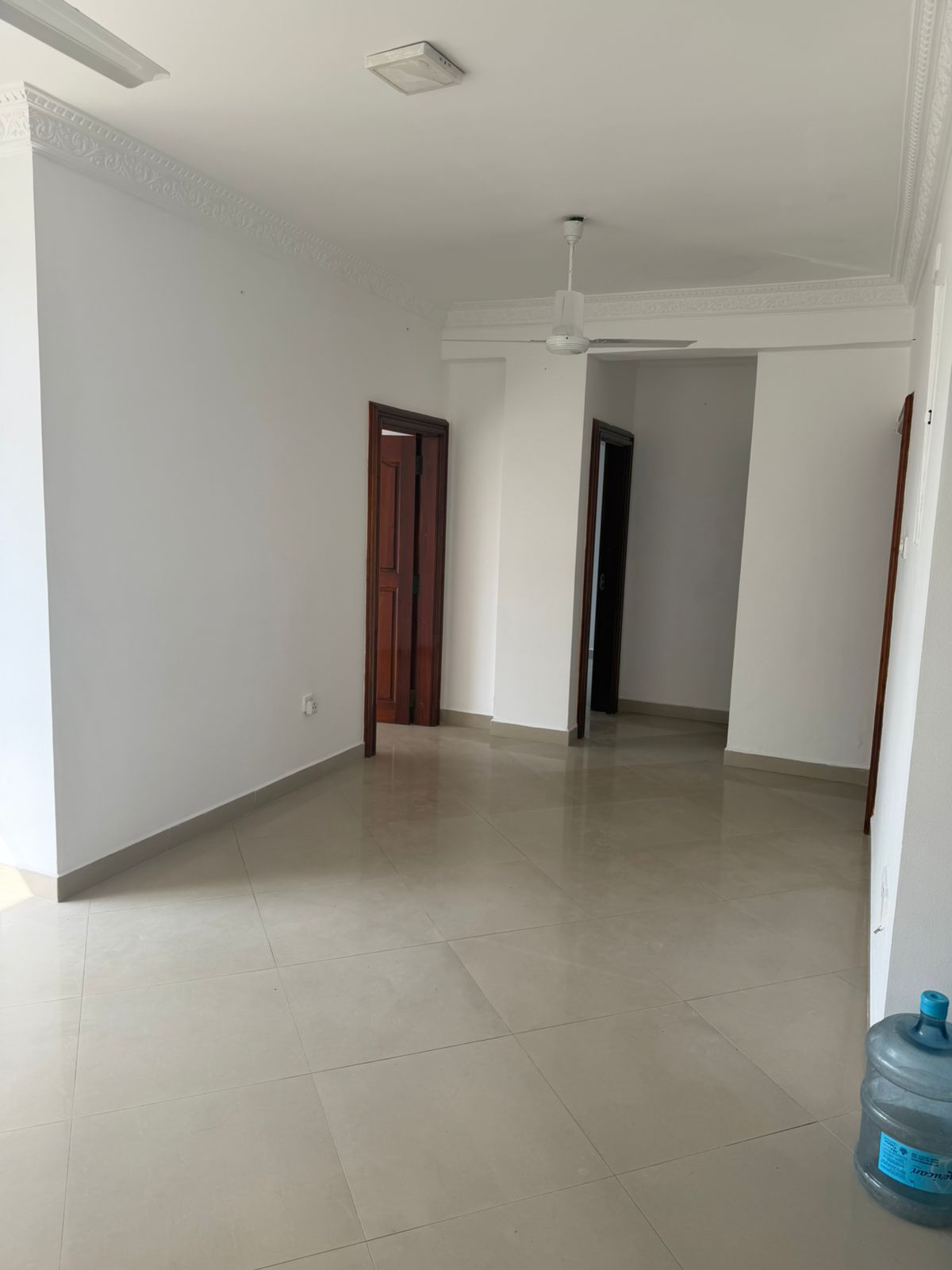UNFURNISHED APARTMENT  FOR RENT KOLLUPITIYA