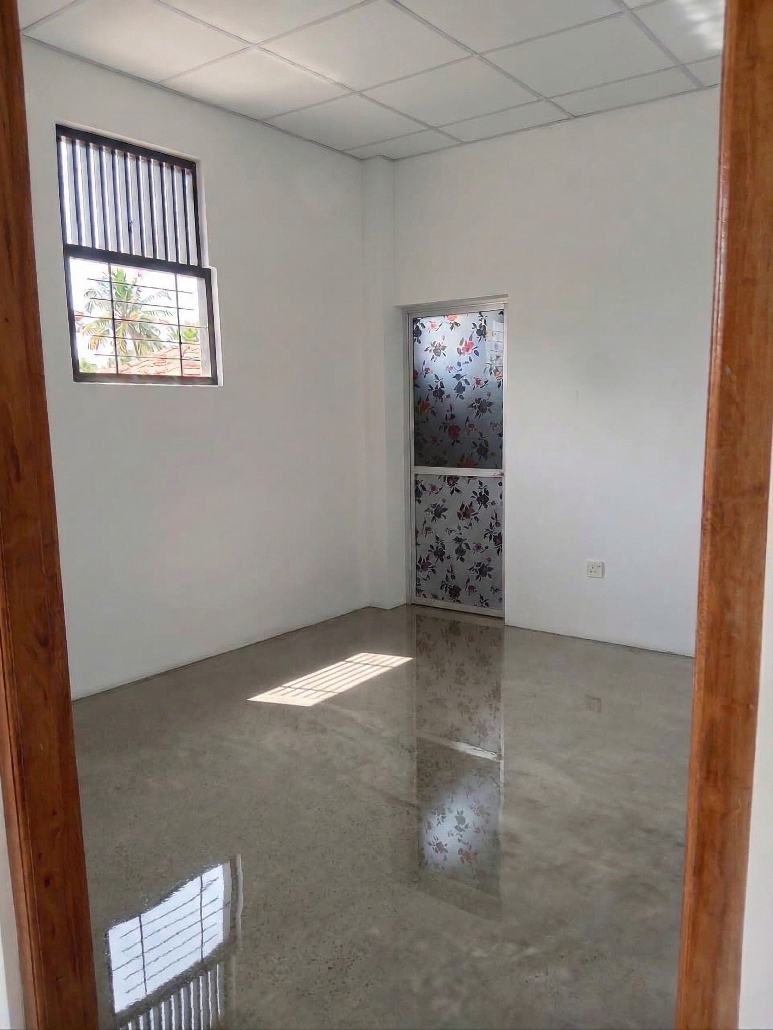 🏠 Rooms for Rent – Females Only | Attidiya