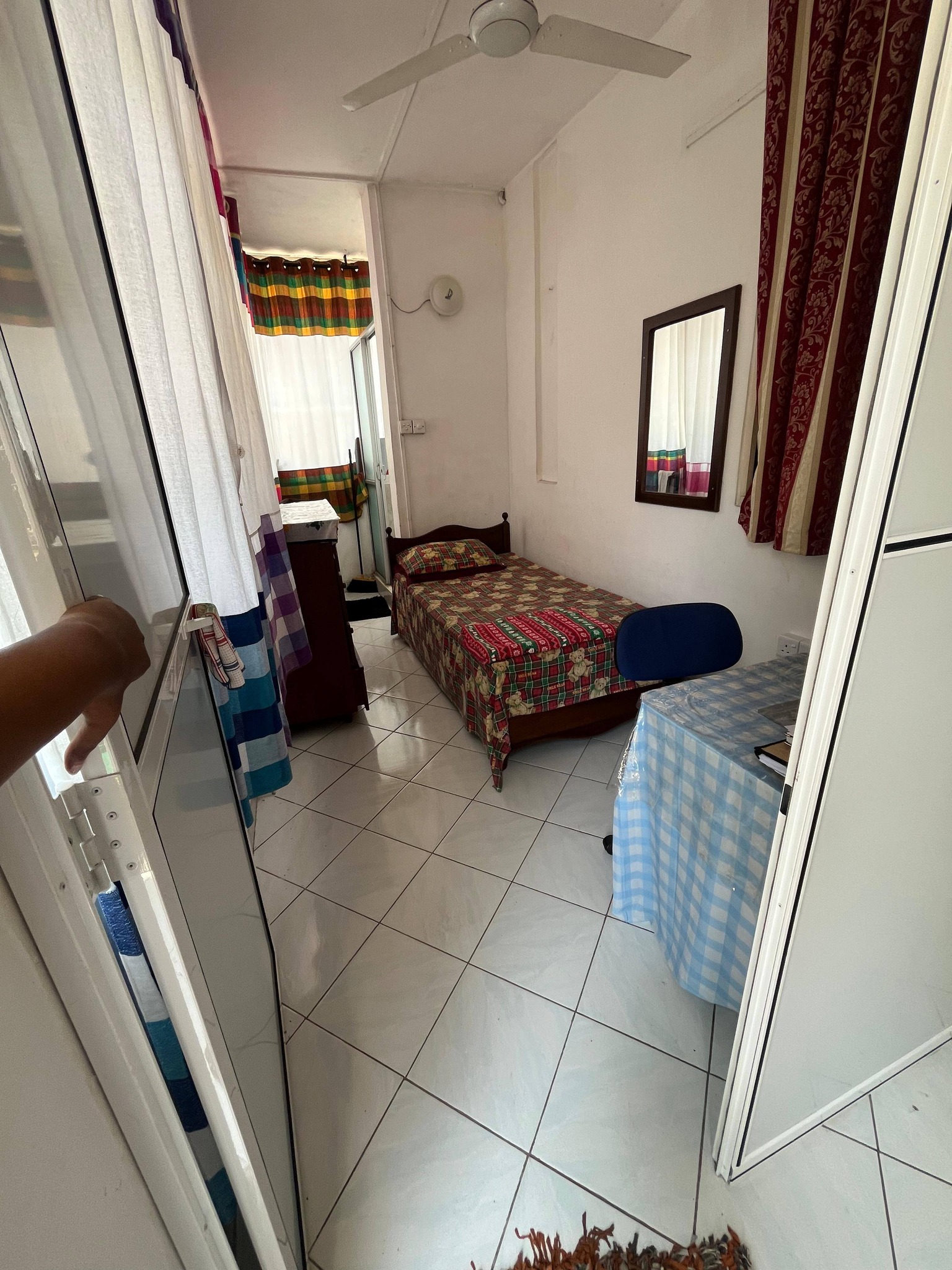 Moratuwa Girls Boarding Room