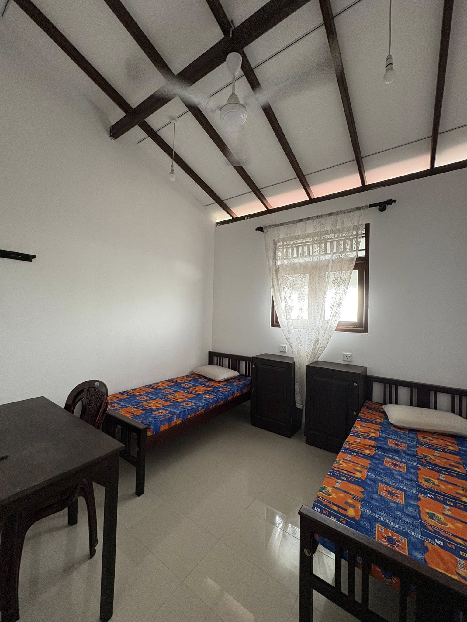 Sharing room available for one working male in Kottawa